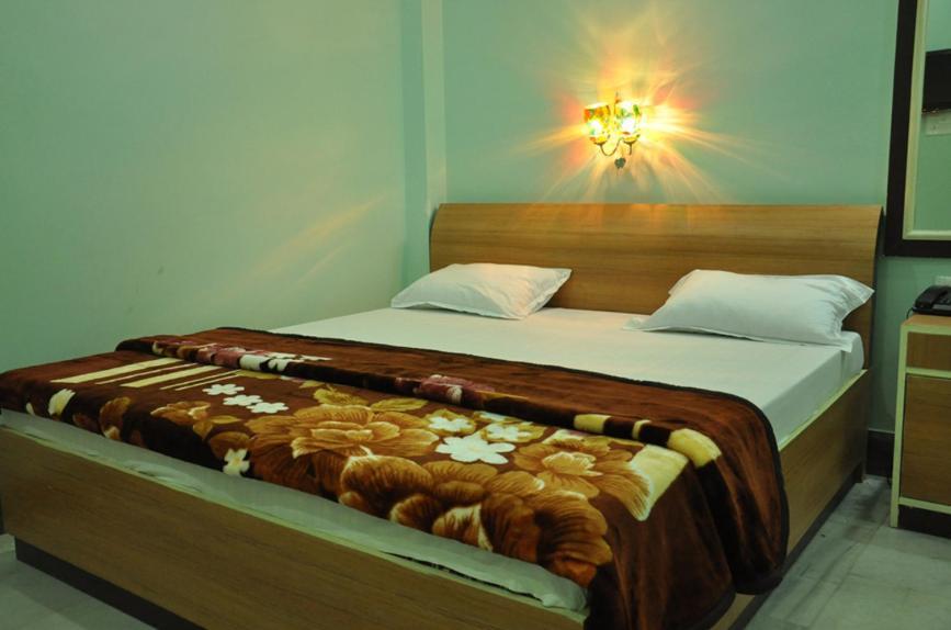 Hotel Kiran Palace Váránasí Pokoj fotografie